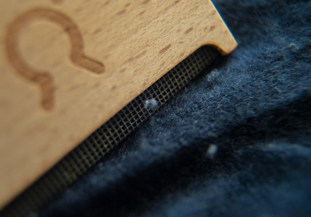 Accettare il pilling è una forma di sostenibilità? Come distinguere il pilling di materiali di qualità e prevenirlo - Rifò