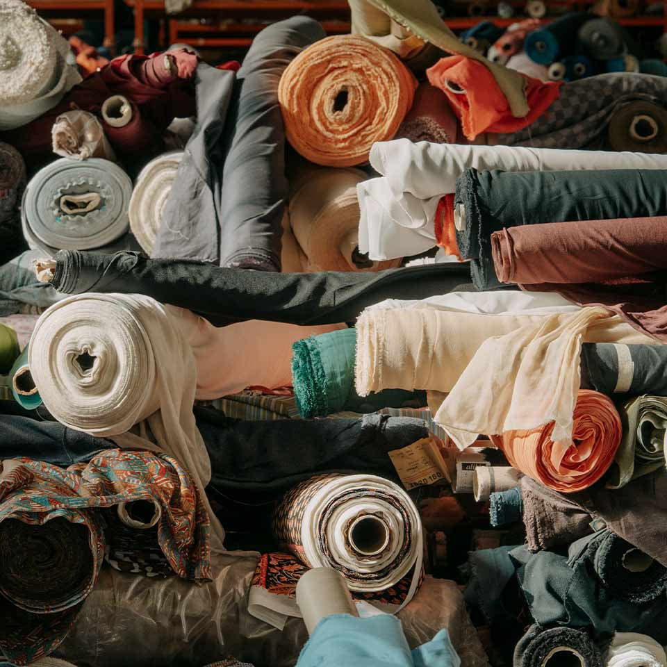 Infiniti tessuti,
ma metraggi limitati

...sono i capi fatti con ciò che già esiste



LA CAPSULE DEADSTOCK è ONLINE

Pantalone ampio Milena
Materiale: 100% lino
