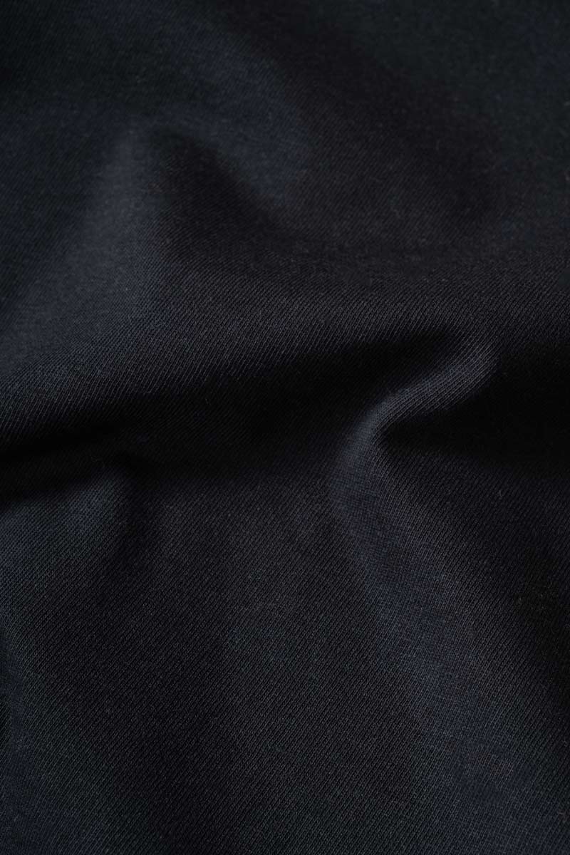 t shirt 100 cotone organico e cotone rigenerato nera