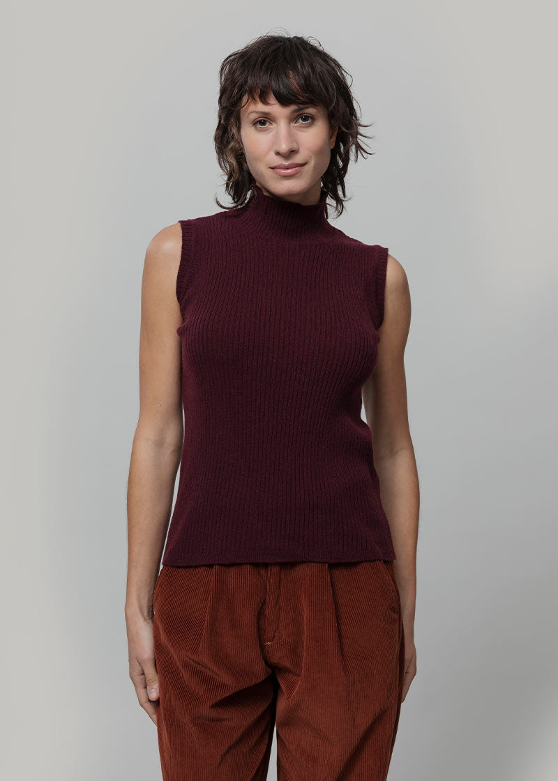 Gilet Donna Collo Alto Lana Riciclata Mariella  - Rifò Lab Moda circolare made in Italy
Viola Uva