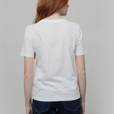T shirt Bianca Donna Cotone Rigenerato Mimma - Rifò

T-shirt 100 cotone donna bianca, prodotta in Italia per una moda etica in cotone organico e riciclato. Scopri tutte le magliette donna maniche corte di Rifò!